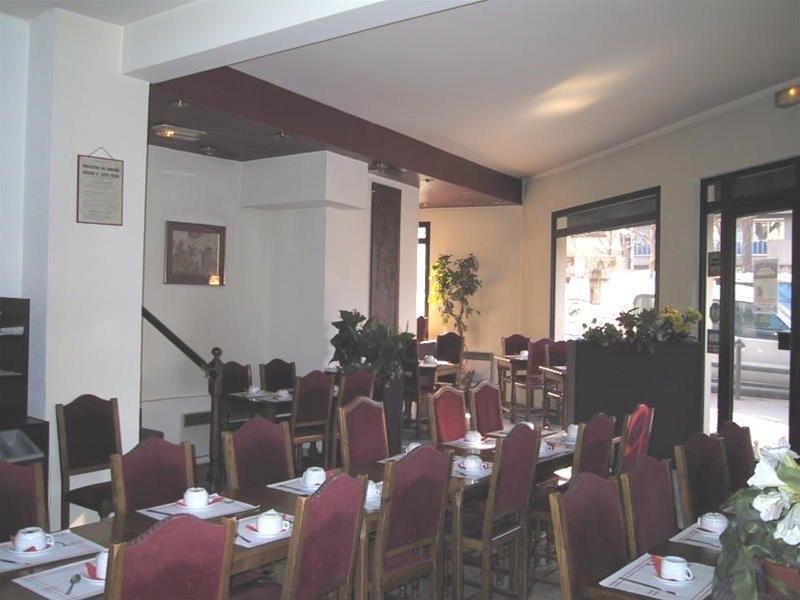 Les Artistes Hotel Paris Restaurant photo
